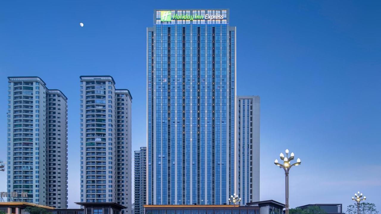 Holiday Inn Express Chengdu Tianfu Airport Zone By Ihg Jianyang  Exterior photo