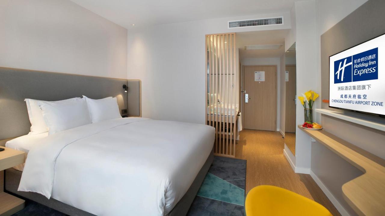 Holiday Inn Express Chengdu Tianfu Airport Zone By Ihg Jianyang  Exterior photo