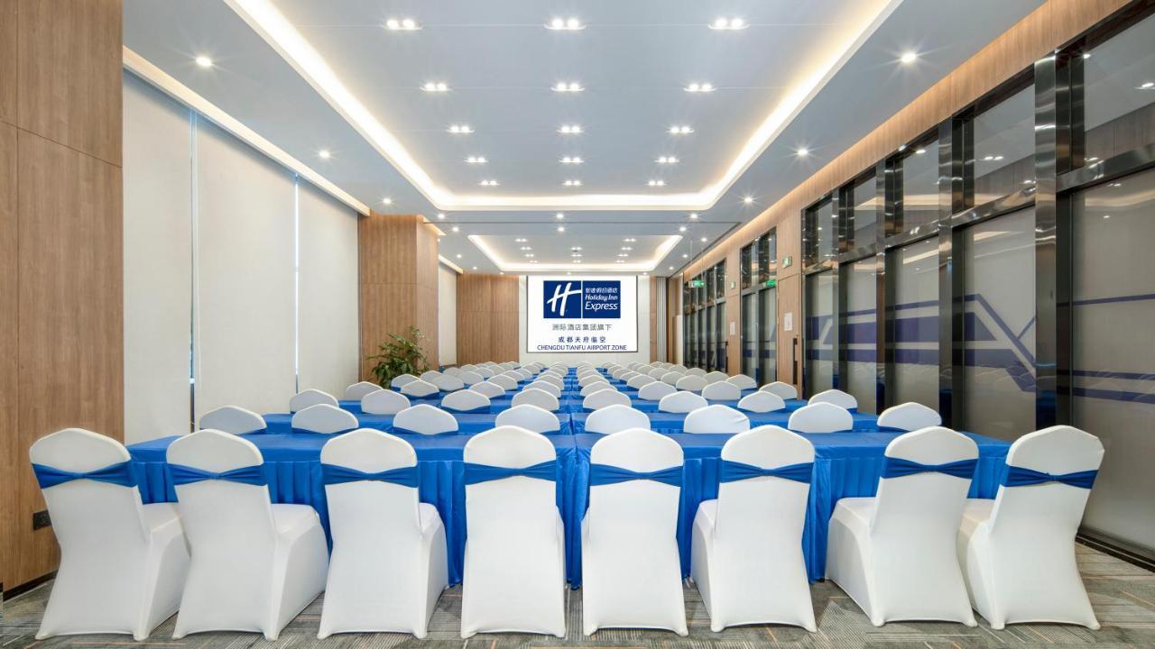 Holiday Inn Express Chengdu Tianfu Airport Zone By Ihg Jianyang  Exterior photo