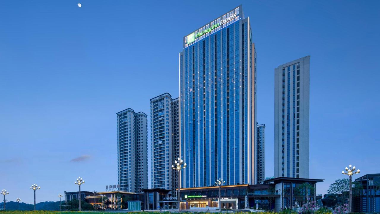 Holiday Inn Express Chengdu Tianfu Airport Zone By Ihg Jianyang  Exterior photo