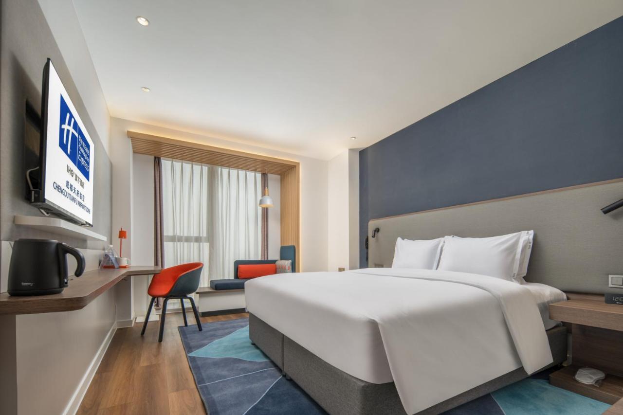 Holiday Inn Express Chengdu Tianfu Airport Zone By Ihg Jianyang  Exterior photo