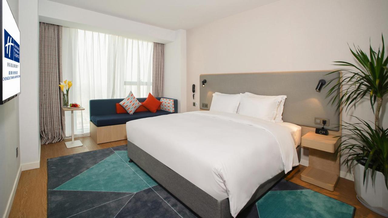 Holiday Inn Express Chengdu Tianfu Airport Zone By Ihg Jianyang  Exterior photo