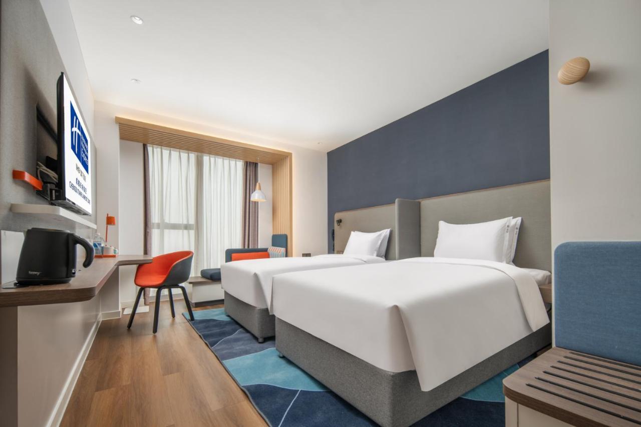 Holiday Inn Express Chengdu Tianfu Airport Zone By Ihg Jianyang  Exterior photo